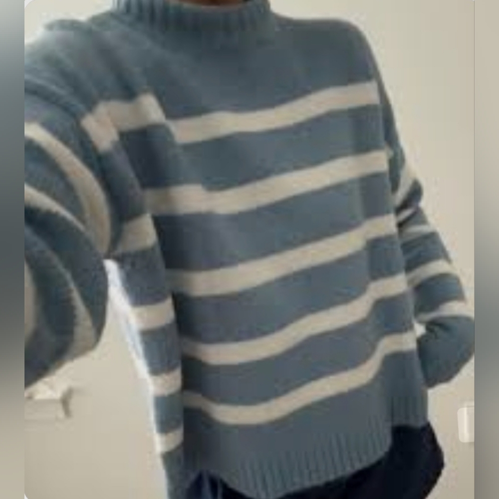 Jessica Simpson Blue and White Striped Sweater
